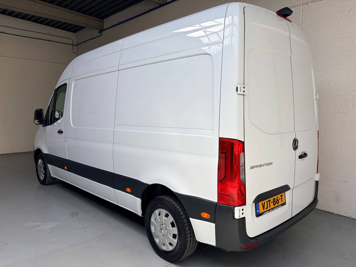 Mercedes-Benz Sprinter Mercedes-Benz Sprinter Servicewagen Automaat 311 2.2 CDI euro6 L2H2 3Persoons, Inrichting, Omvormer V230, Oprijplaat RIJKLAARPRIJS