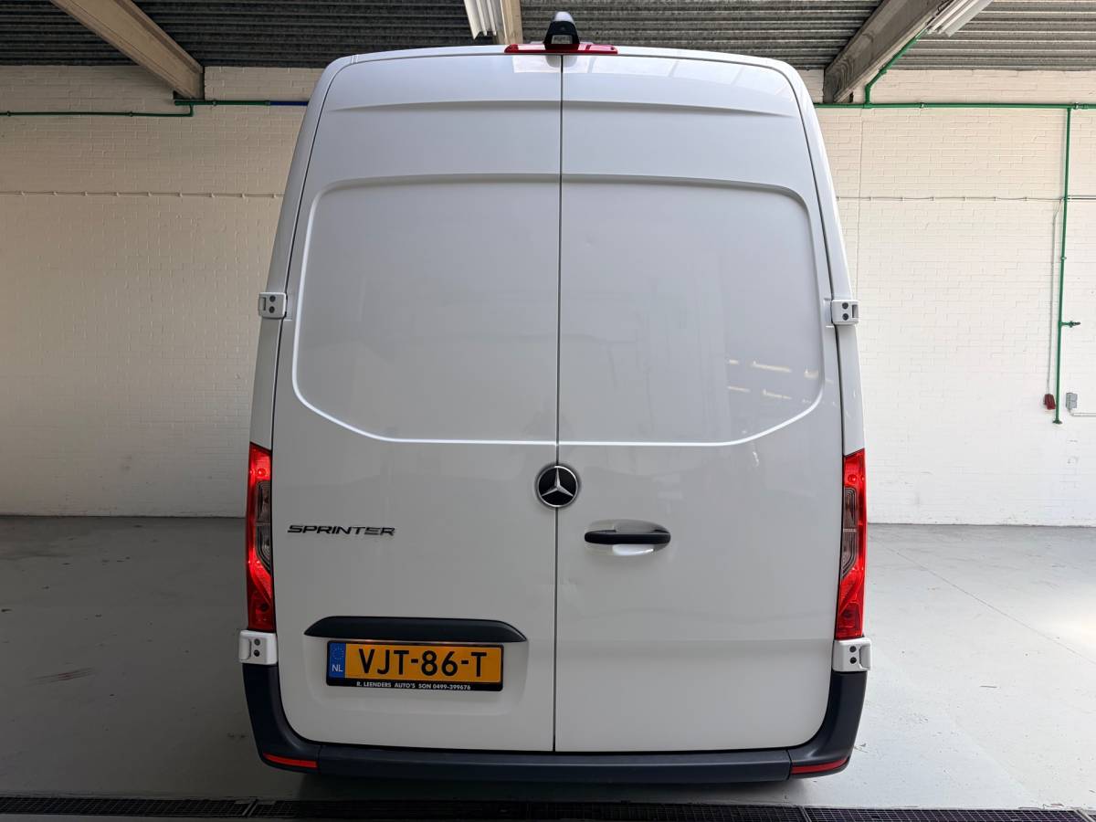 Mercedes-Benz Sprinter Mercedes-Benz Sprinter Servicewagen Automaat 311 2.2 CDI euro6 L2H2 3Persoons, Inrichting, Omvormer V230, Oprijplaat RIJKLAARPRIJS