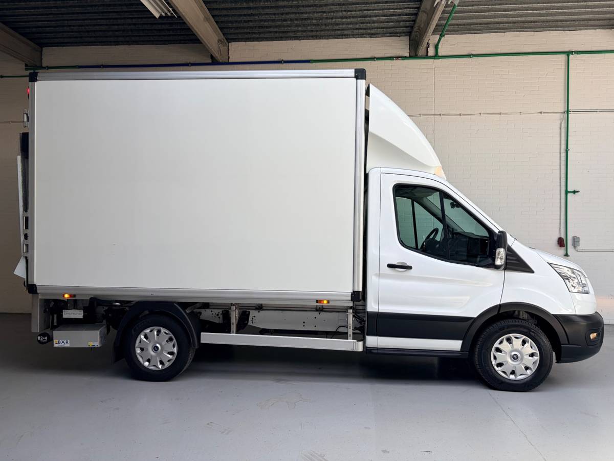 Ford Transit Ford Transit KOELWAGEN BAKWAGEN LAADKLEP AUTOMAAT 350 2.0 TDCI 130pk Trend ORIGINEEL NEDERLANDSE BUS! 1STE EIGENAAR! RIJKLAARPRIJS