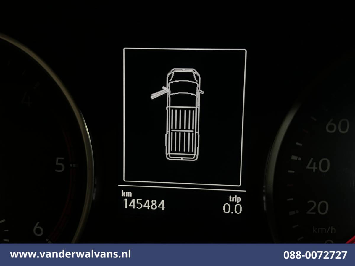 Volkswagen Crafter Volkswagen Crafter 2.0 TDI L3H2 L2H1 Euro6 Airco | Chauffeursstoel | Verwarmde voorruit Parkeersensoren