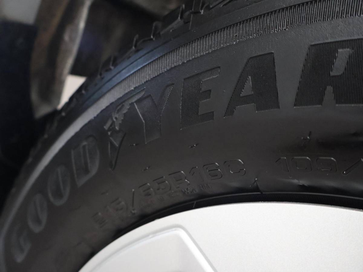 Ford Transit Custom Ford Transit Custom 300 2.0 TDCI L2H1 6-PERS DUBBEL CAB. + TREKHAAK | CARPLAY | CAMERA