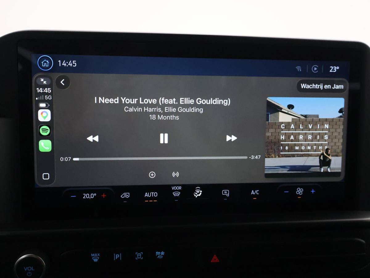 Ford Transit Custom Ford Transit Custom 300 2.0 TDCI L2H1 6-PERS DUBBEL CAB. + TREKHAAK | CARPLAY | CAMERA