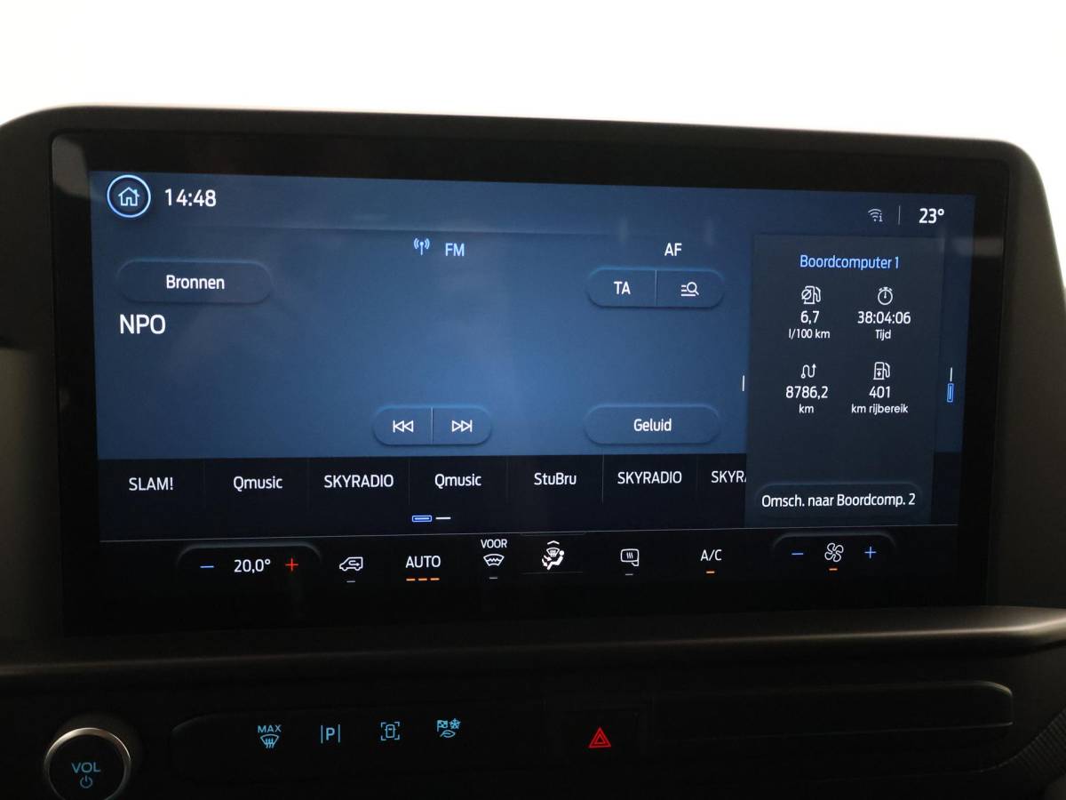 Ford Transit Custom Ford Transit Custom 300 2.0 TDCI L2H1 6-PERS DUBBEL CAB. + TREKHAAK | CARPLAY | CAMERA
