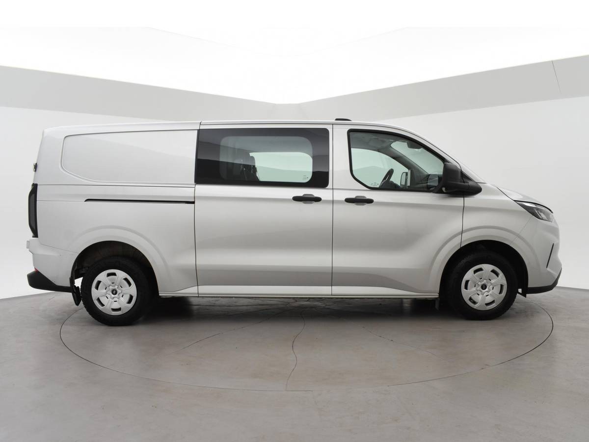Ford Transit Custom Ford Transit Custom 300 2.0 TDCI L2H1 6-PERS DUBBEL CAB. + TREKHAAK | CARPLAY | CAMERA