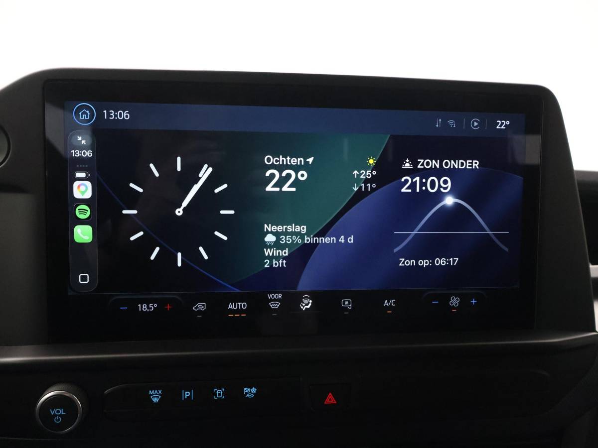 Ford Transit Custom Ford Transit Custom 300 2.0 TDCI L2H1 6-PERS DUBBEL CAB. + TREKHAAK | CARPLAY | CAMERA