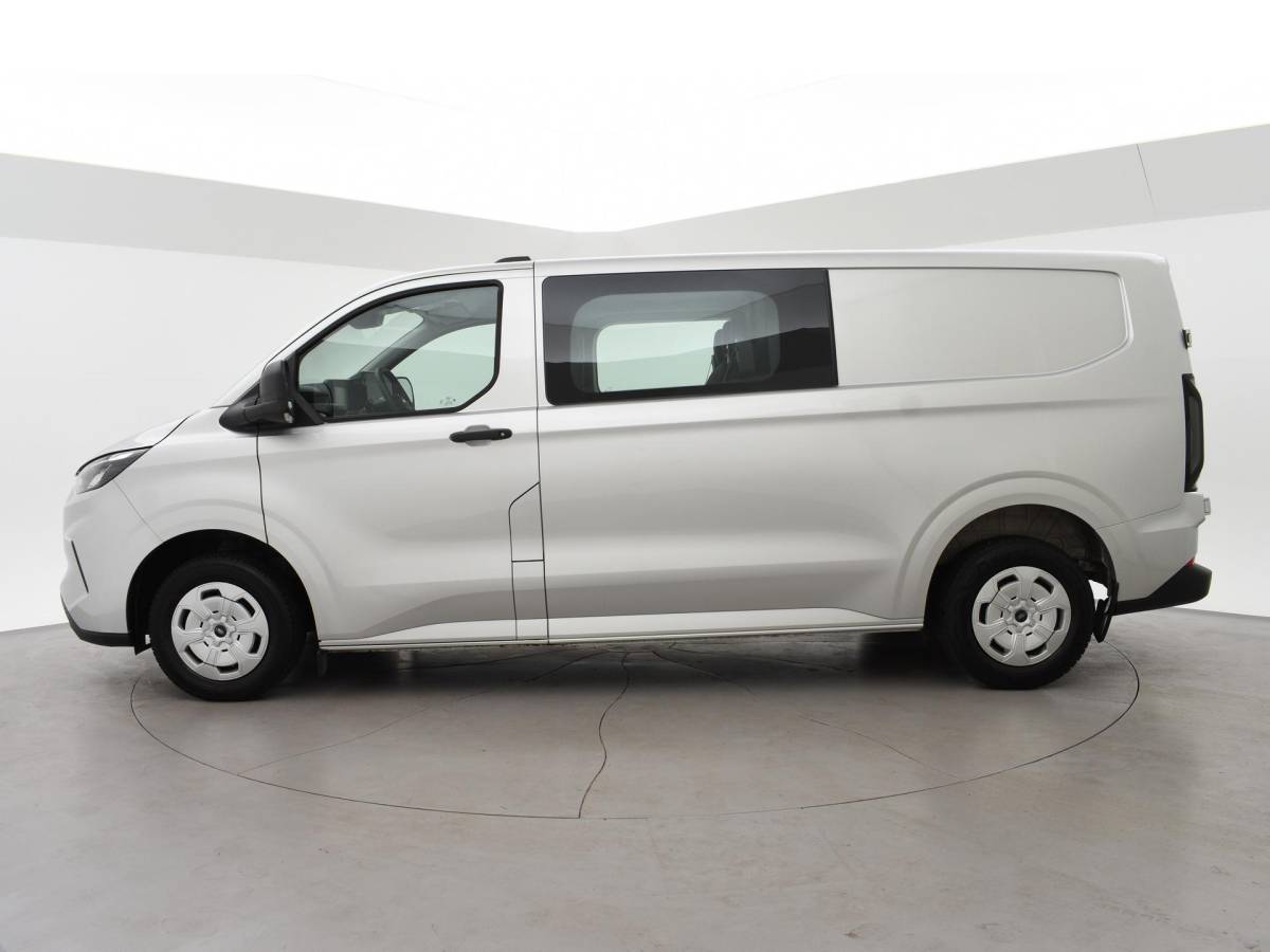 Ford Transit Custom Ford Transit Custom 300 2.0 TDCI L2H1 6-PERS DUBBEL CAB. + TREKHAAK | CARPLAY | CAMERA