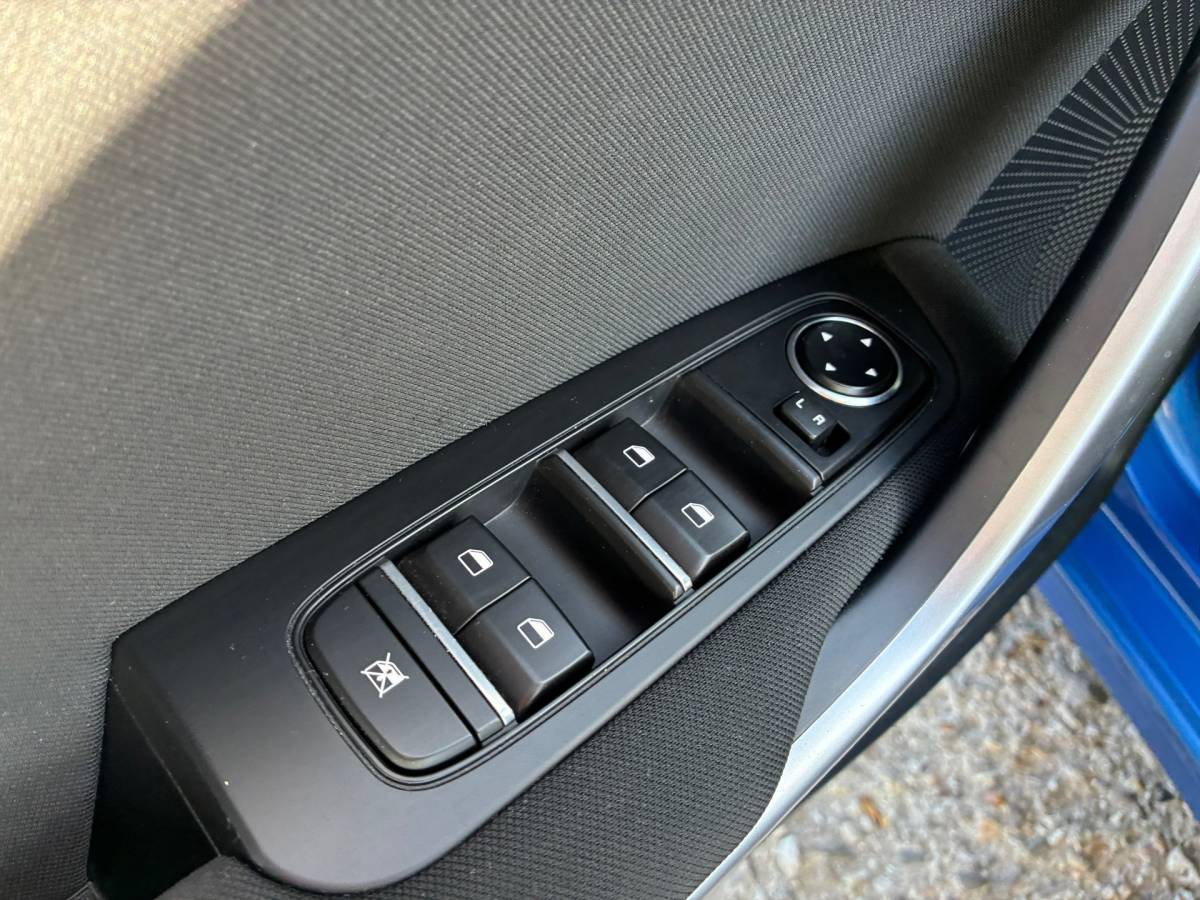 Kia Ceed Sportswagon Kia Ceed Sportswagon 1.0 T-GDi Comfortline | Camera + Cruise + Airco Nu € 10.975,-!!!