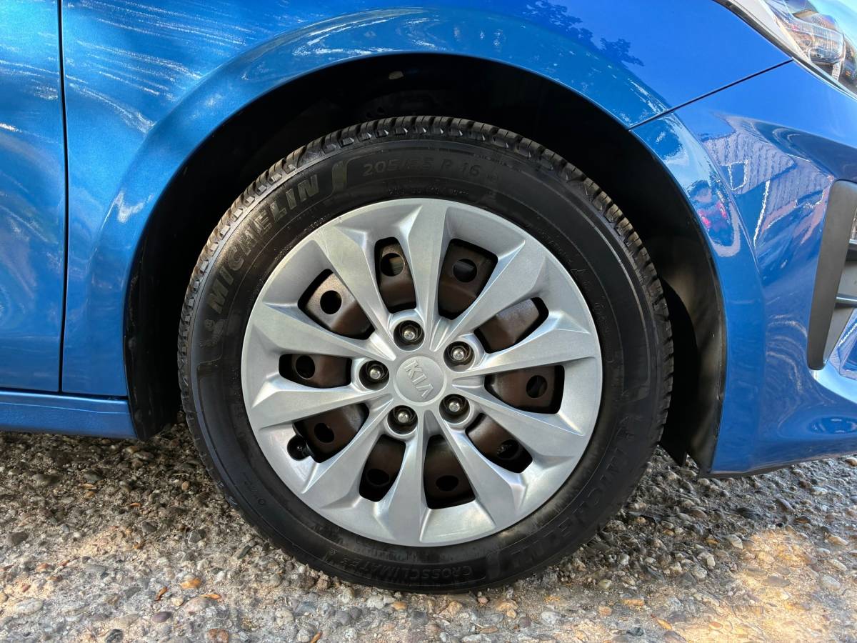 Kia Ceed Sportswagon Kia Ceed Sportswagon 1.0 T-GDi Comfortline | Camera + Cruise + Airco Nu € 10.975,-!!!