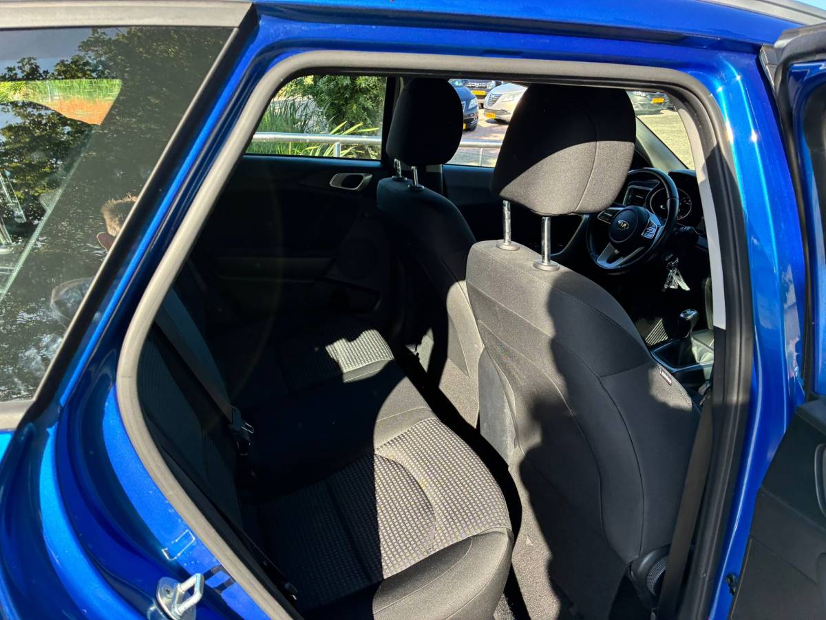 Kia Ceed Sportswagon Kia Ceed Sportswagon 1.0 T-GDi Comfortline | Camera + Cruise + Airco Nu € 10.975,-!!!