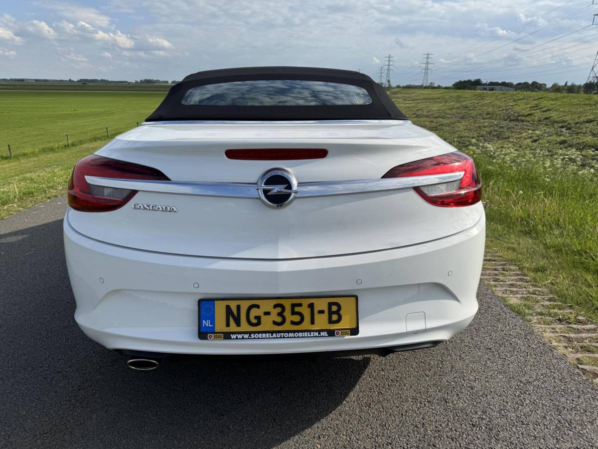 Opel Cascada Opel Cascada 1.4 Turbo Cosmo 92555 km stoelstuurverwarming boekjes