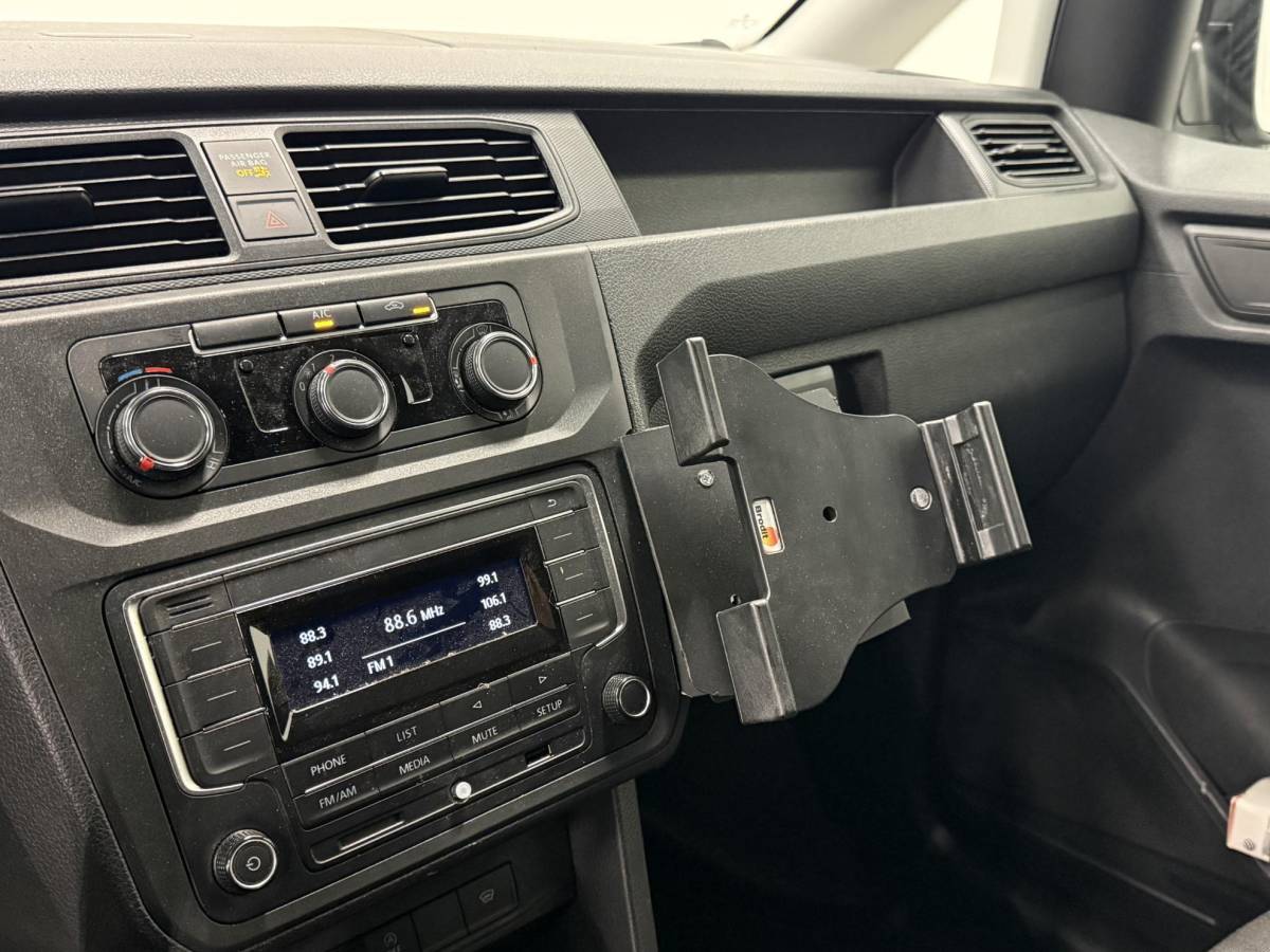 Volkswagen Caddy Volkswagen Caddy 1.4 TGI L2H1 EcoFuel Maxi Comfortline Airco Cruise PDC Verwarmbare voorruit Comfortstoelen Alarm Bluetooth Schuifdeur