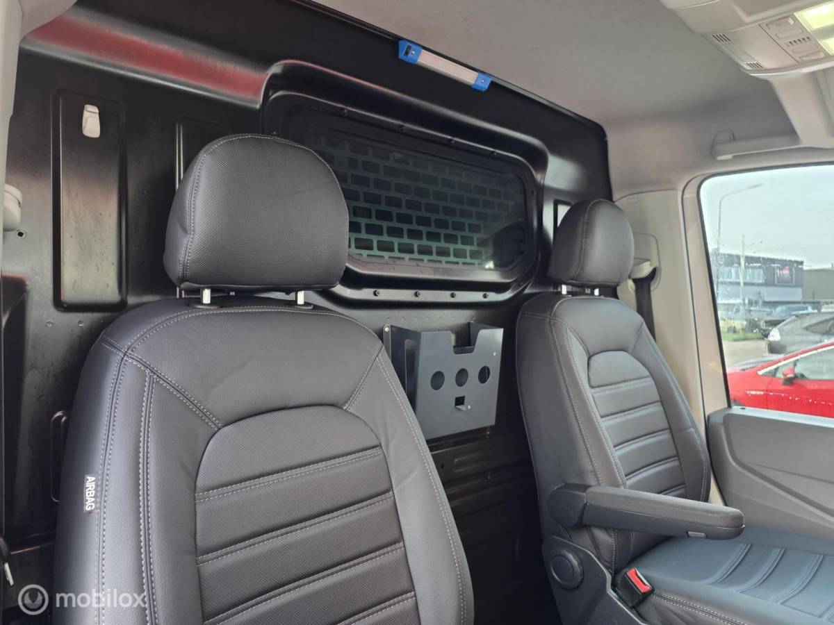Volkswagen Crafter Volkswagen Crafter 35 2.0 TDI L3H3 140PK✅Camera✅standkachel