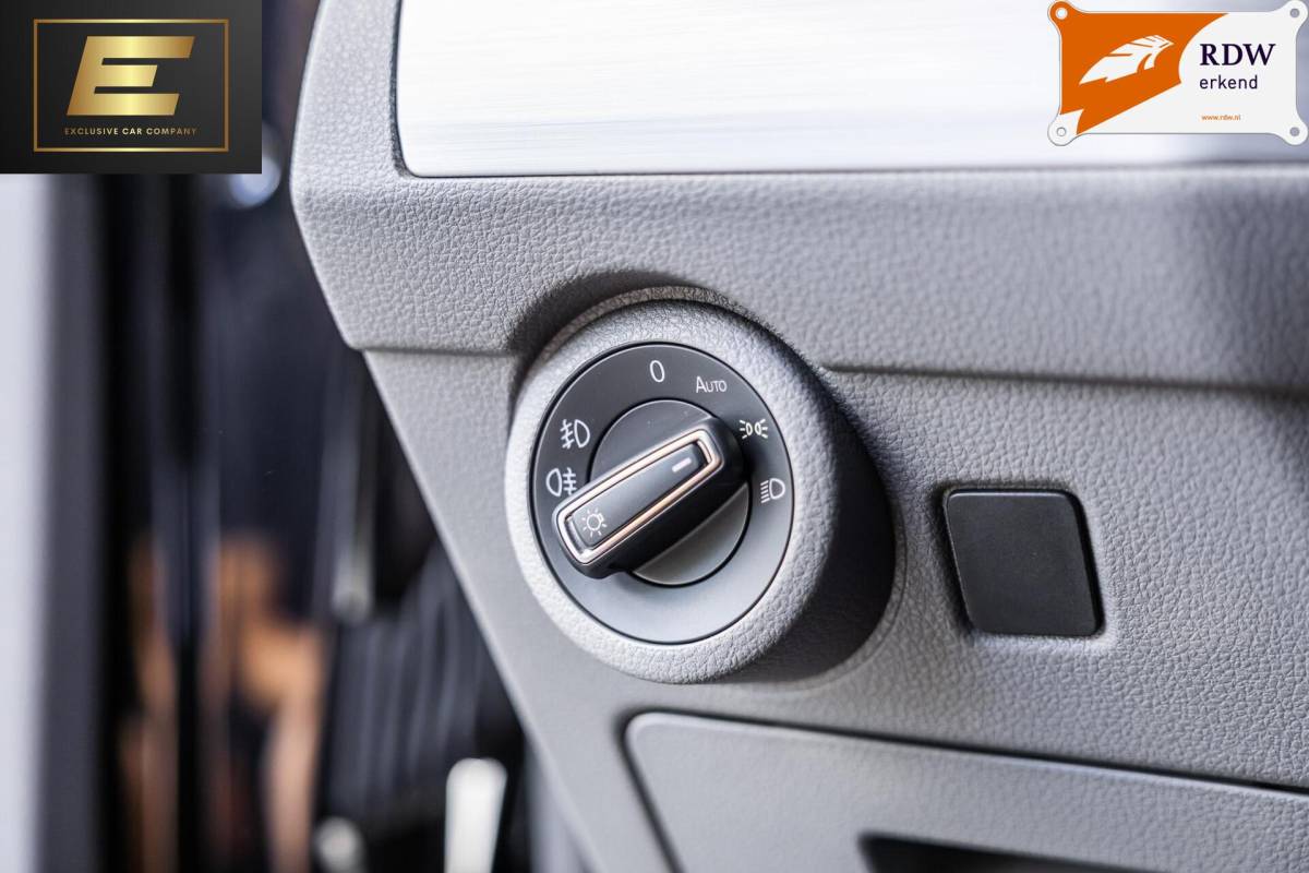 Volkswagen Transporter Volkswagen Transporter 2.0 TDI L2H1 | ABT | Bulli | Leer | Alcantara
