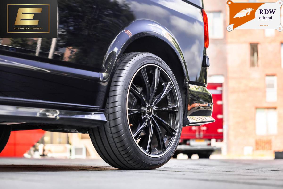 Volkswagen Transporter Volkswagen Transporter 2.0 TDI L2H1 | ABT | Bulli | Leer | Alcantara