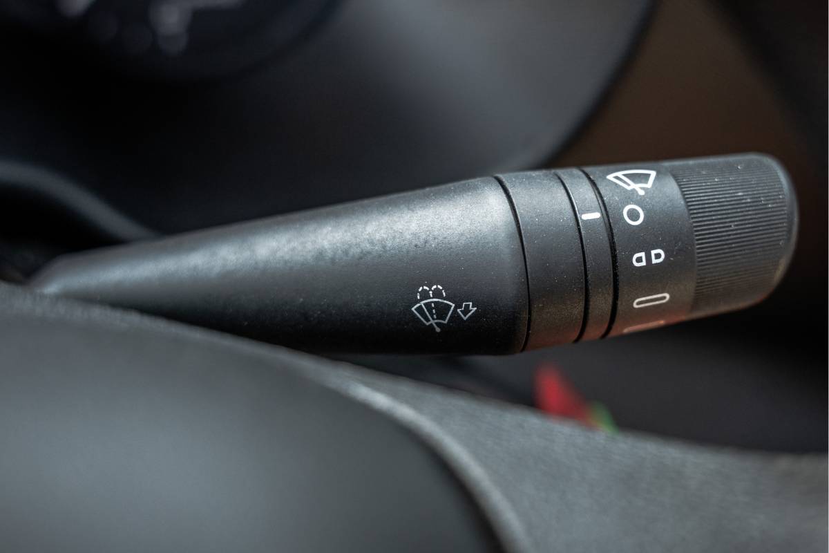 Iveco Daily Iveco Daily 35C14 | 136 PK | N1 | Laadklep | 3.5T Trekhaak | Navi | Airco