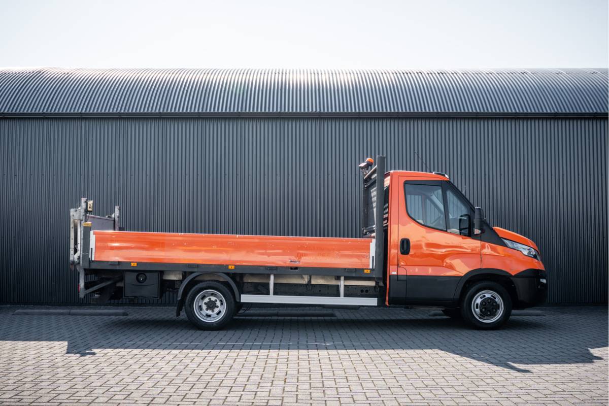 Iveco Daily Iveco Daily 35C14 | 136 PK | N1 | Laadklep | 3.5T Trekhaak | Navi | Airco