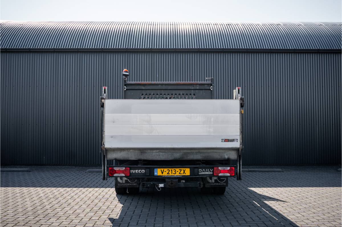 Iveco Daily Iveco Daily 35C14 | 136 PK | N1 | Laadklep | 3.5T Trekhaak | Navi | Airco