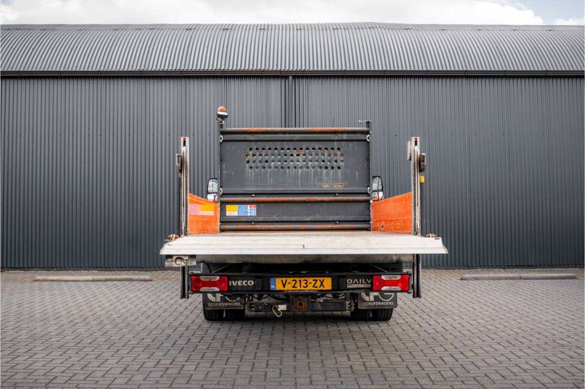 Iveco Daily Iveco Daily 35C14 | 136 PK | N1 | Laadklep | 3.5T Trekhaak | Navi | Airco