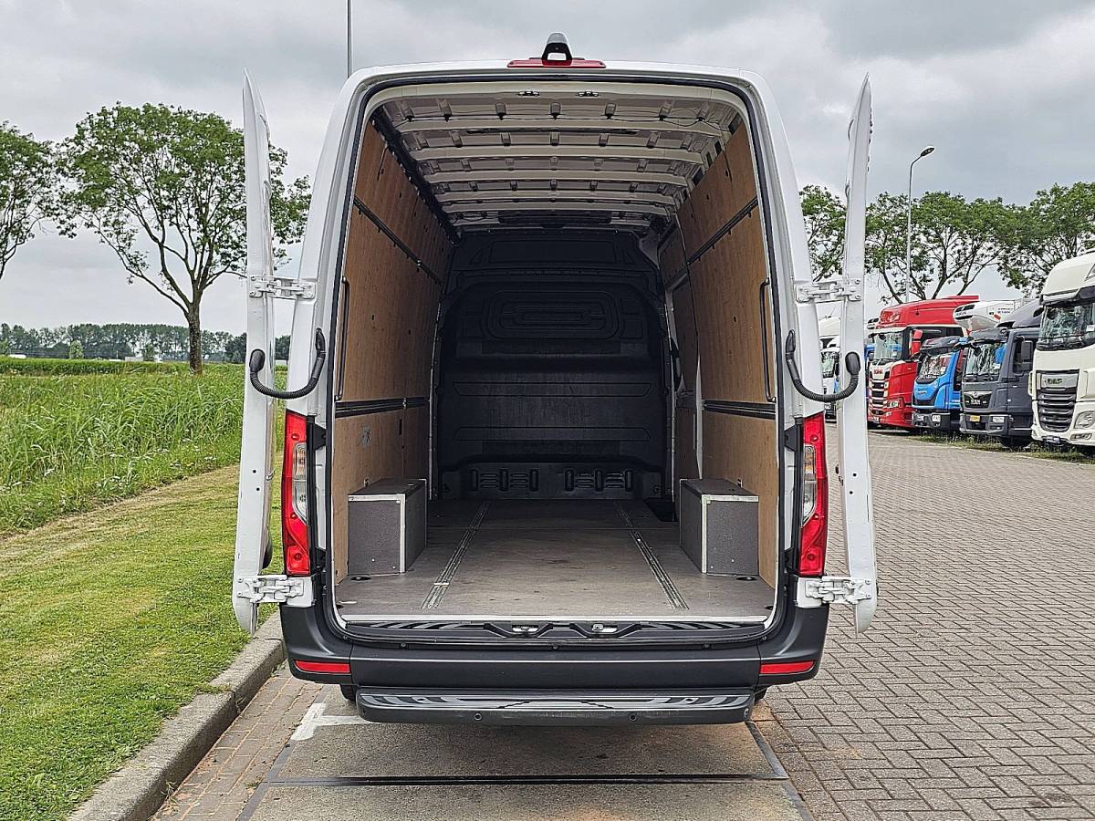 Mercedes-Benz Sprinter MERCEDES-BENZ SPRINTER 317 l3h2 led automaat