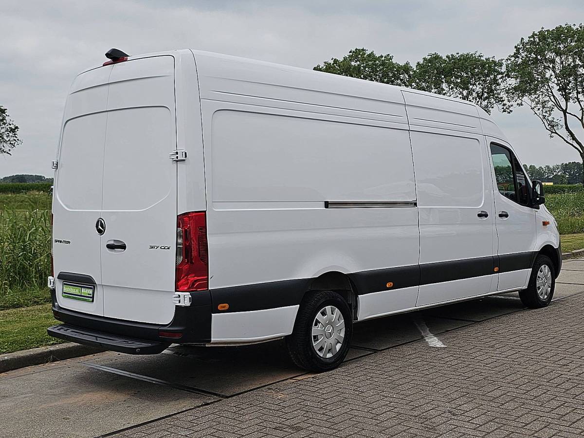 Mercedes-Benz Sprinter MERCEDES-BENZ SPRINTER 317 l3h2 led automaat