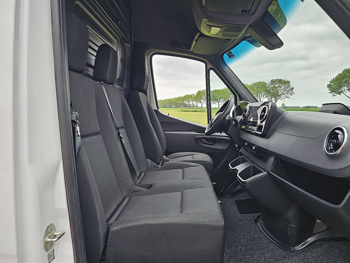 Mercedes-Benz Sprinter MERCEDES-BENZ SPRINTER 317 l3h2 led automaat