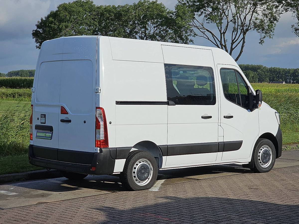 Renault Master RENAULT MASTER 2.3 dubbele cabine 180pk