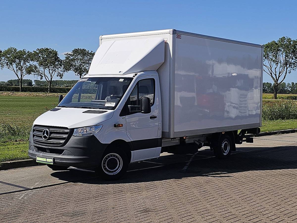 Mercedes-Benz Sprinter MERCEDES-BENZ SPRINTER 314 bakwagen laadklep!
