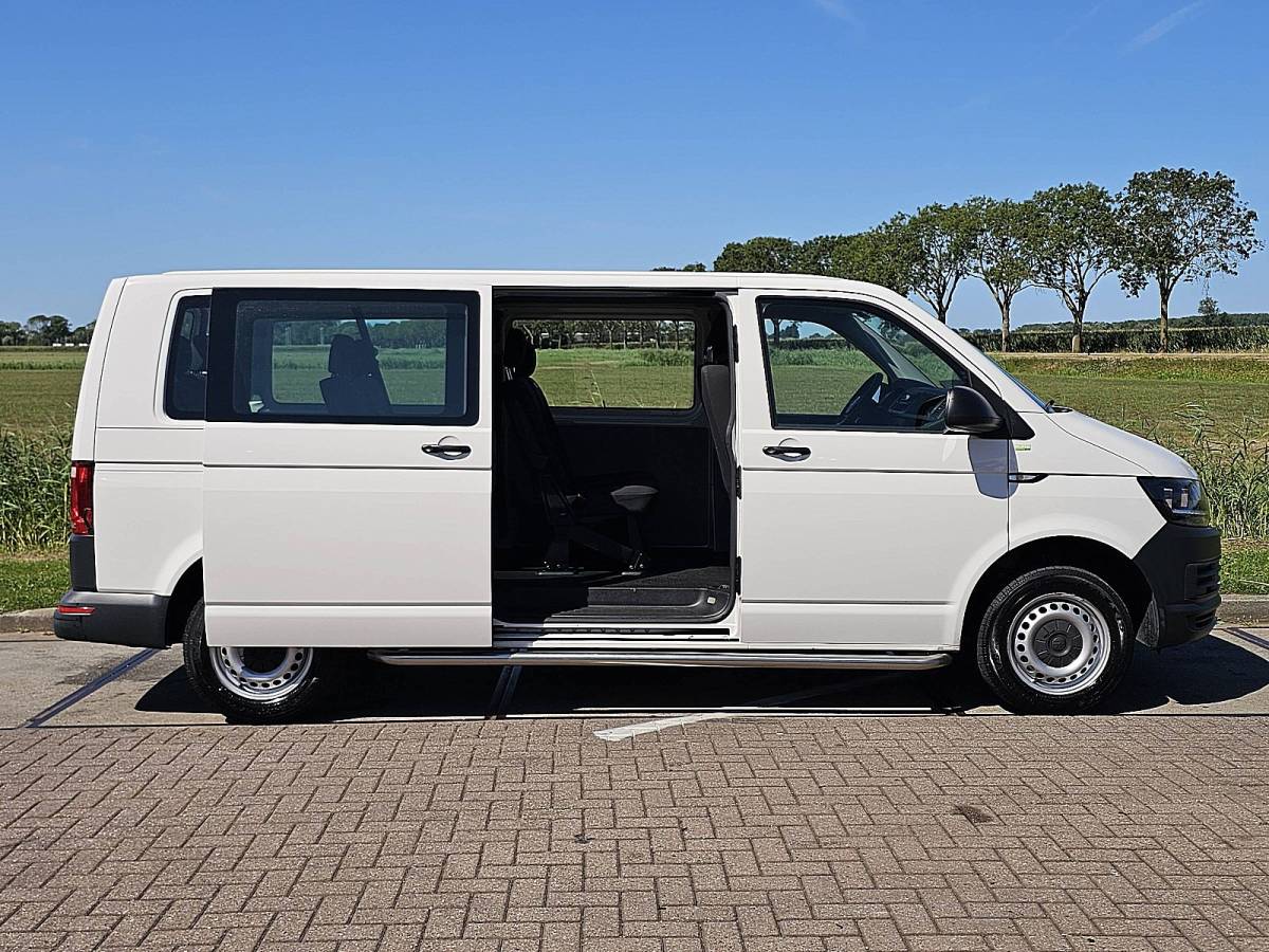 Volkswagen Transporter VOLKSWAGEN TRANSPORTER 2.0 TDI l2h1 combi 9-pers ac