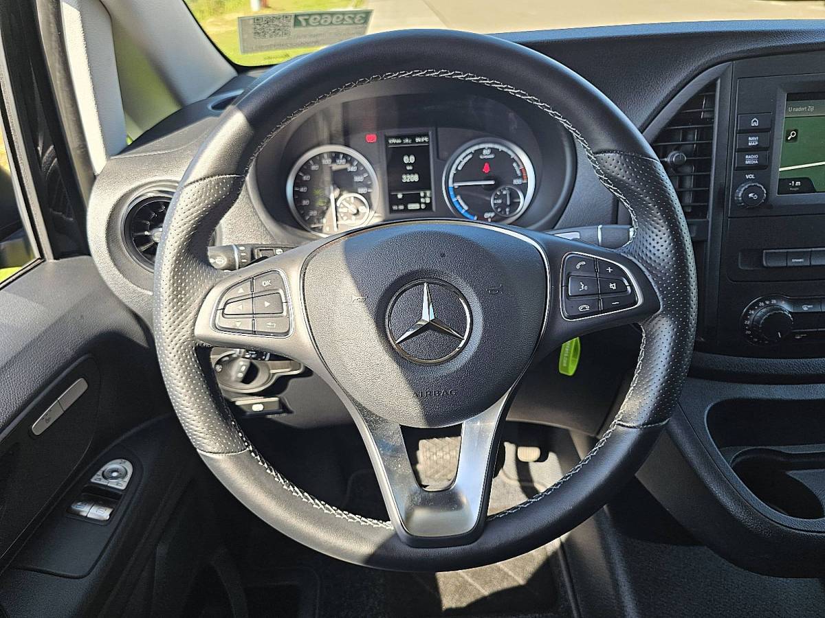 Mercedes-Benz eVito MERCEDES-BENZ EVITO l3 xl led 280km wltp