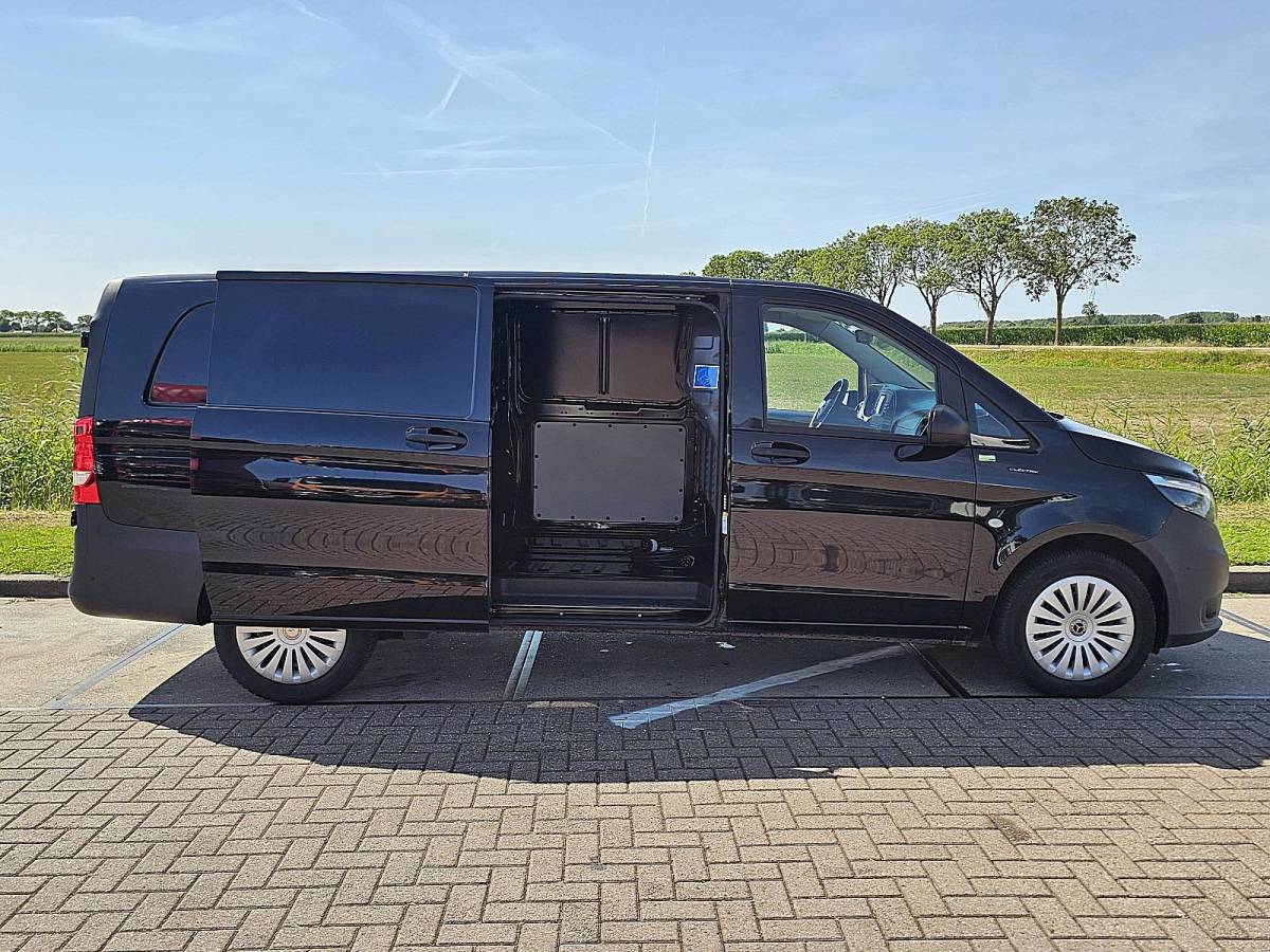 Mercedes-Benz eVito MERCEDES-BENZ EVITO l3 xl led 280km wltp
