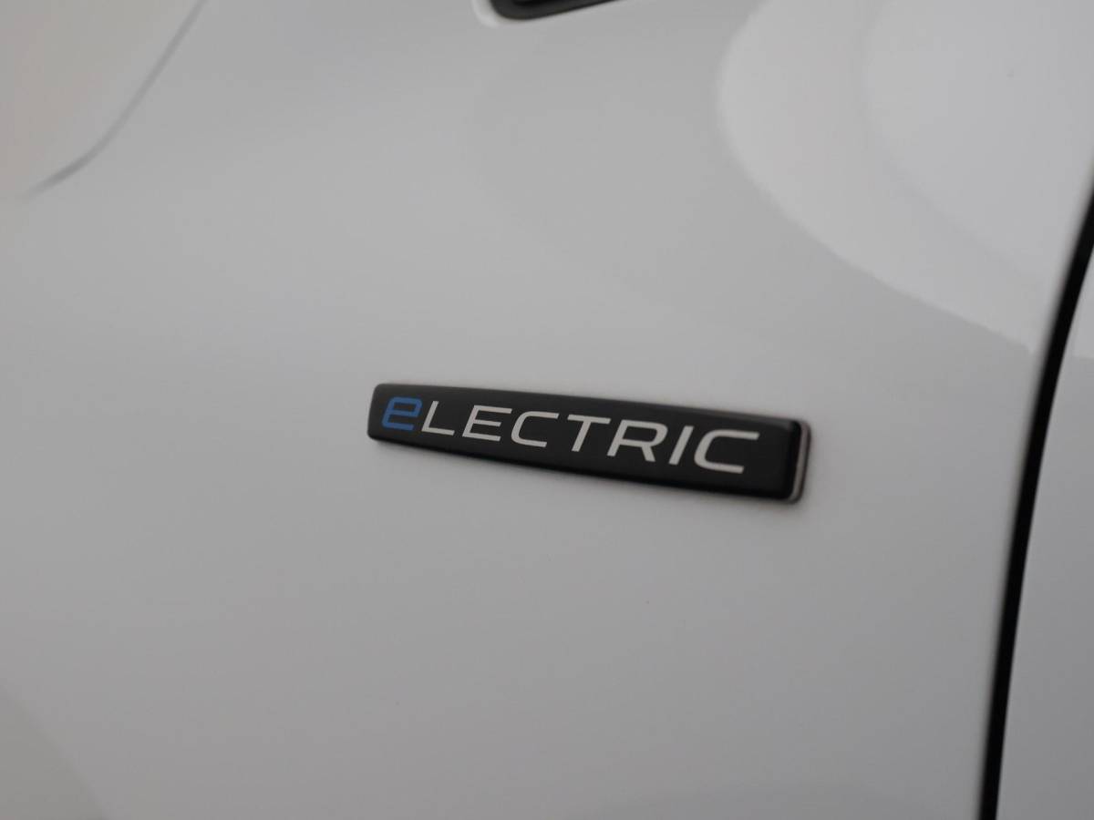 Mercedes-Benz eCitan Mercedes-Benz eCitan L2 PRO 51 kWh + CAMERA | STOELVERW. | CARPLAY | LED | CLIMATE CONTROL
