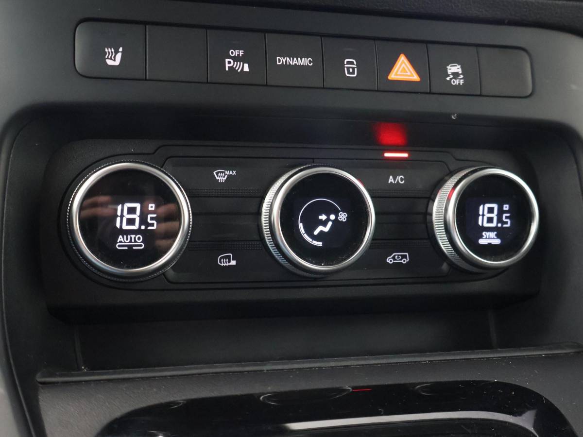 Mercedes-Benz eCitan Mercedes-Benz eCitan L2 PRO 51 kWh + CAMERA | STOELVERW. | CARPLAY | LED | CLIMATE CONTROL