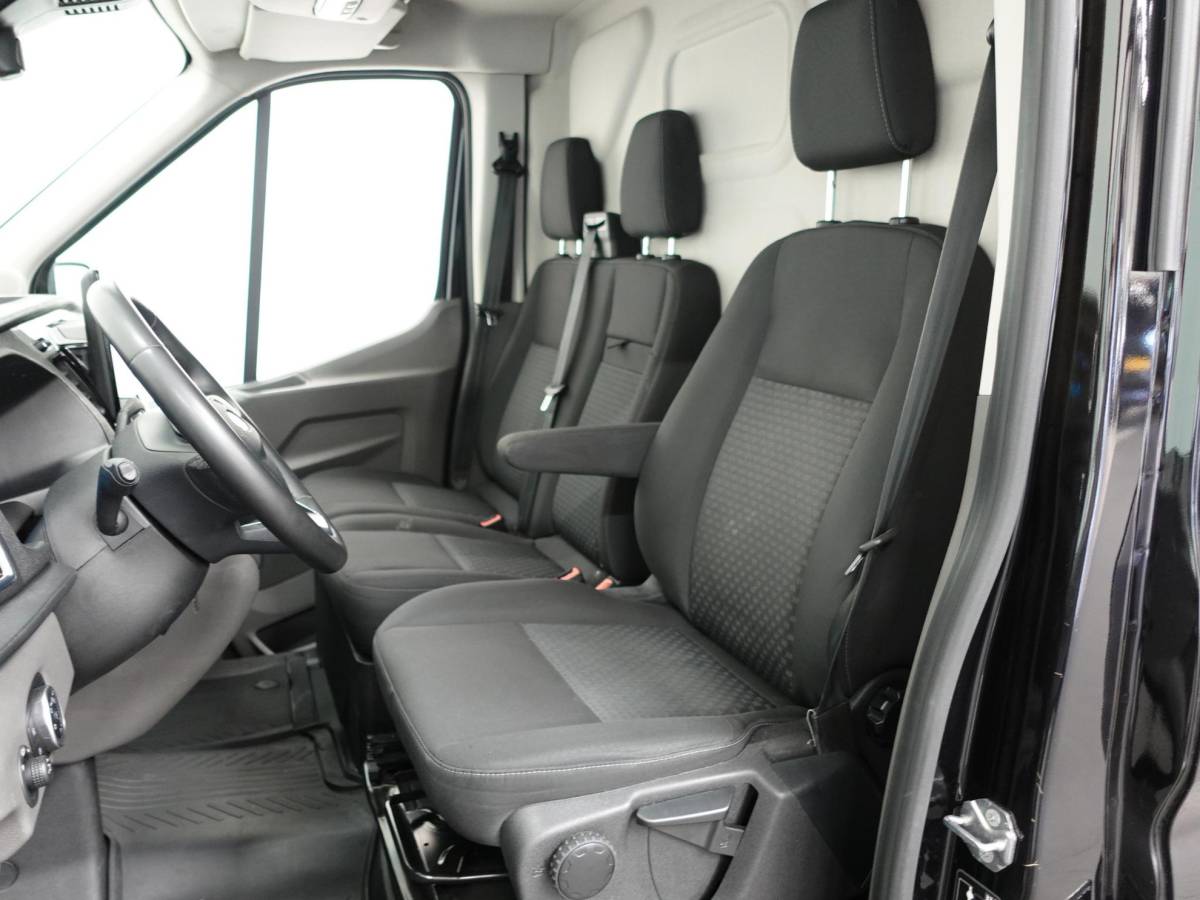 Ford Transit Ford Transit 310 2.0 TDCI L2H2 Trend Automaat Airco Bluetooth Camera Cruise Control