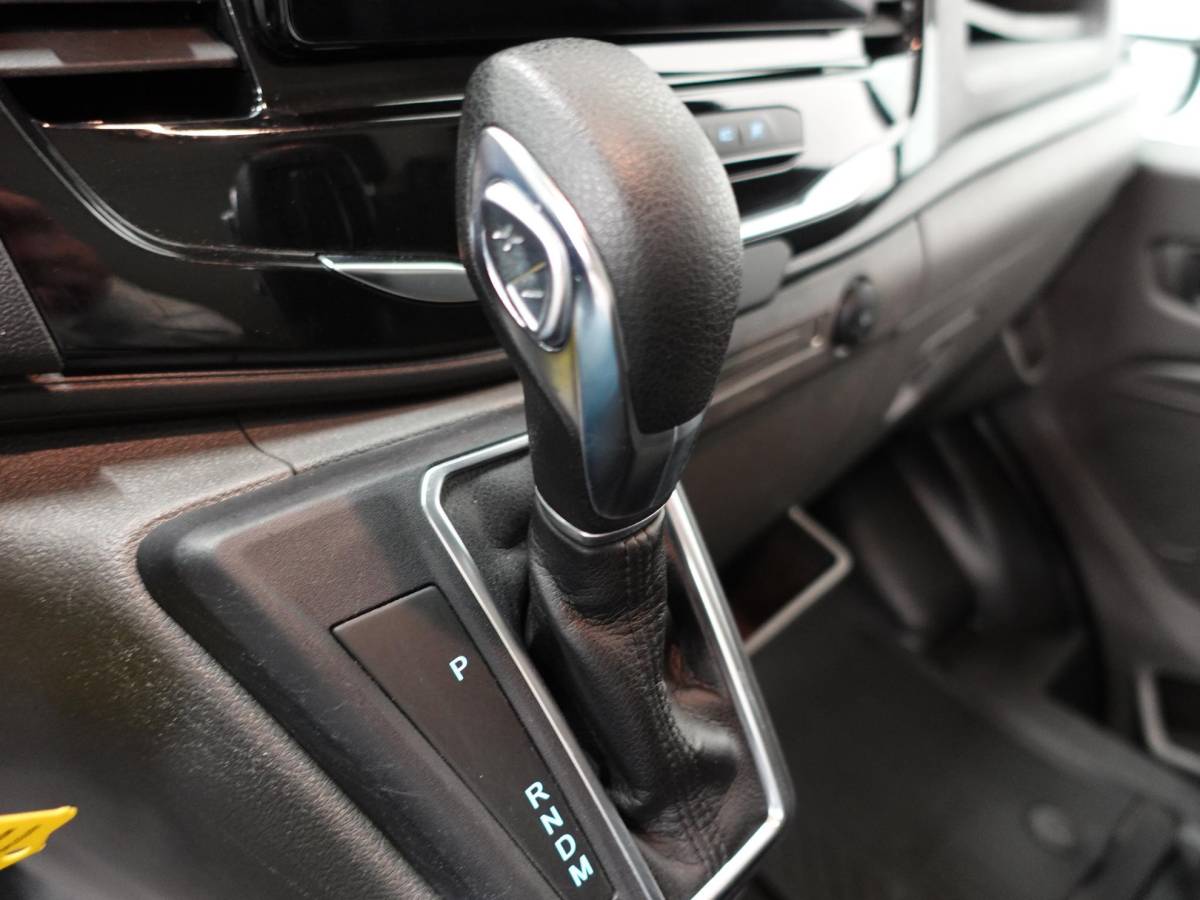 Ford Transit Ford Transit 310 2.0 TDCI L2H2 Trend Automaat Airco Bluetooth Camera Cruise Control