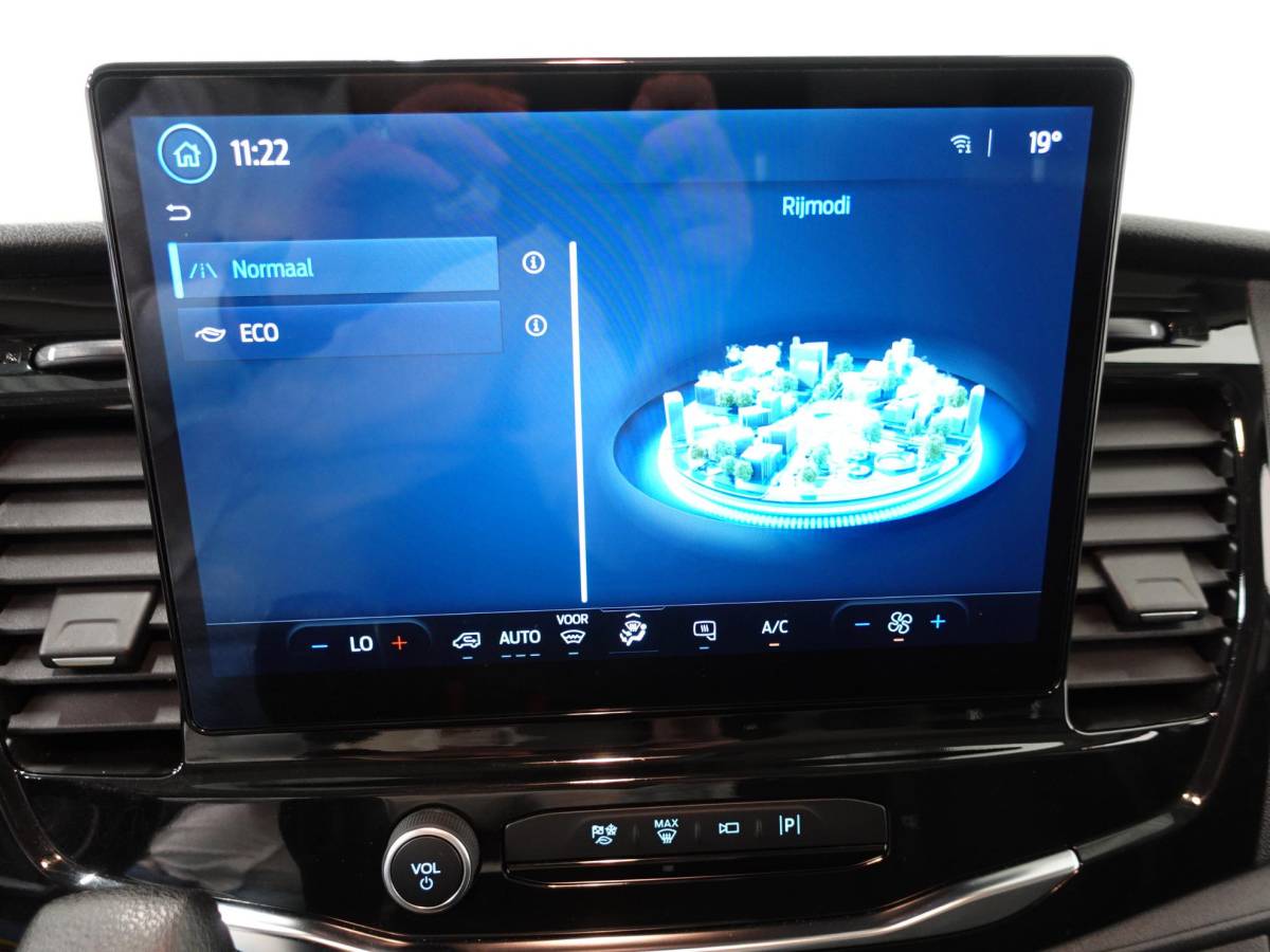 Ford Transit Ford Transit 310 2.0 TDCI L2H2 Trend Automaat Airco Bluetooth Camera Cruise Control