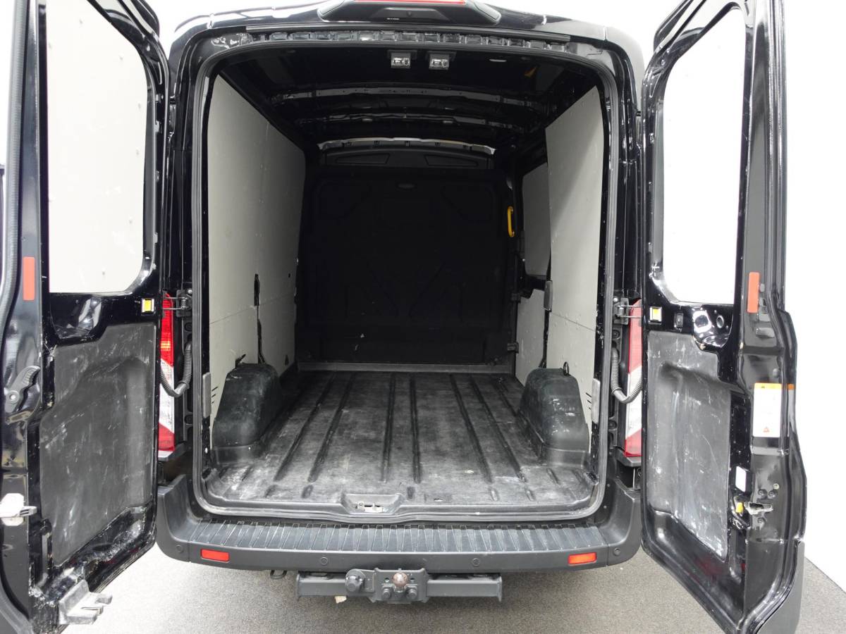 Ford Transit Ford Transit 310 2.0 TDCI L2H2 Trend Automaat Airco Bluetooth Camera Cruise Control