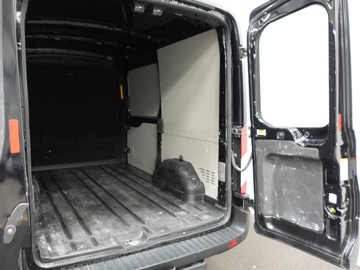 Ford Transit Ford Transit 310 2.0 TDCI L2H2 Trend Automaat Airco Bluetooth Camera Cruise Control