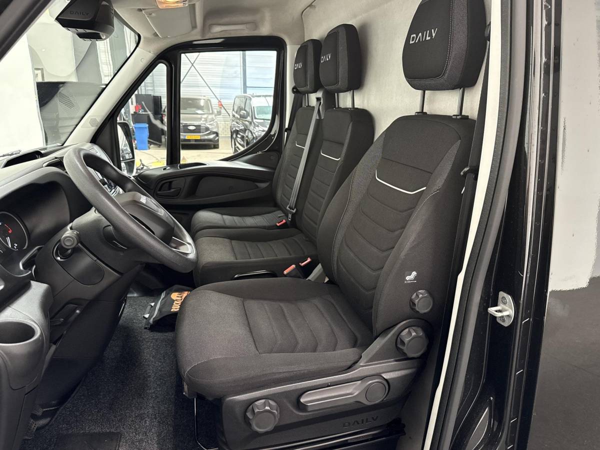 Iveco Daily Iveco Daily 35S21H 3.0 410 L4 207PK Automaat Airco Cruise Control Navigatie Camera