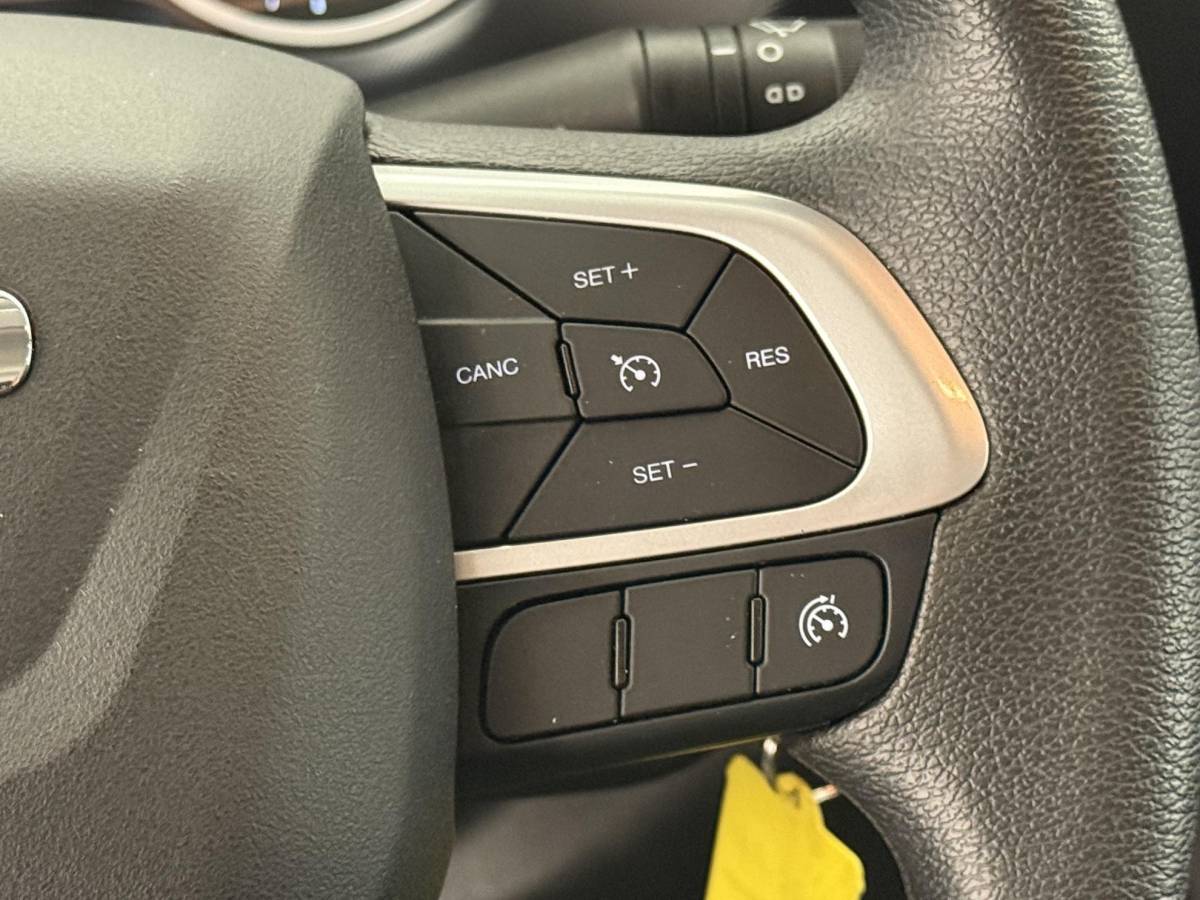 Iveco Daily Iveco Daily 35S21H 3.0 410 L4 207PK Automaat Airco Cruise Control Navigatie Camera