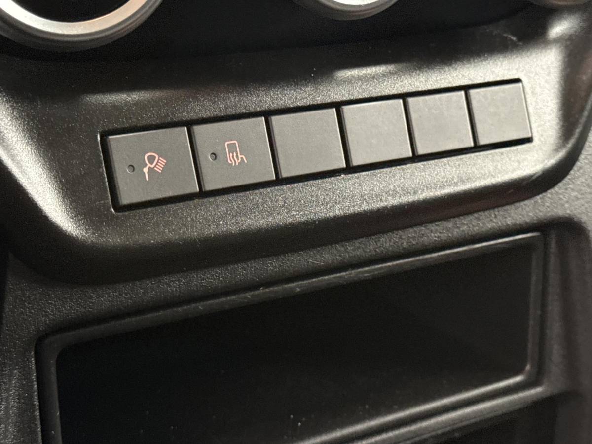 Iveco Daily Iveco Daily 35S21H 3.0 410 L4 207PK Automaat Airco Cruise Control Navigatie Camera