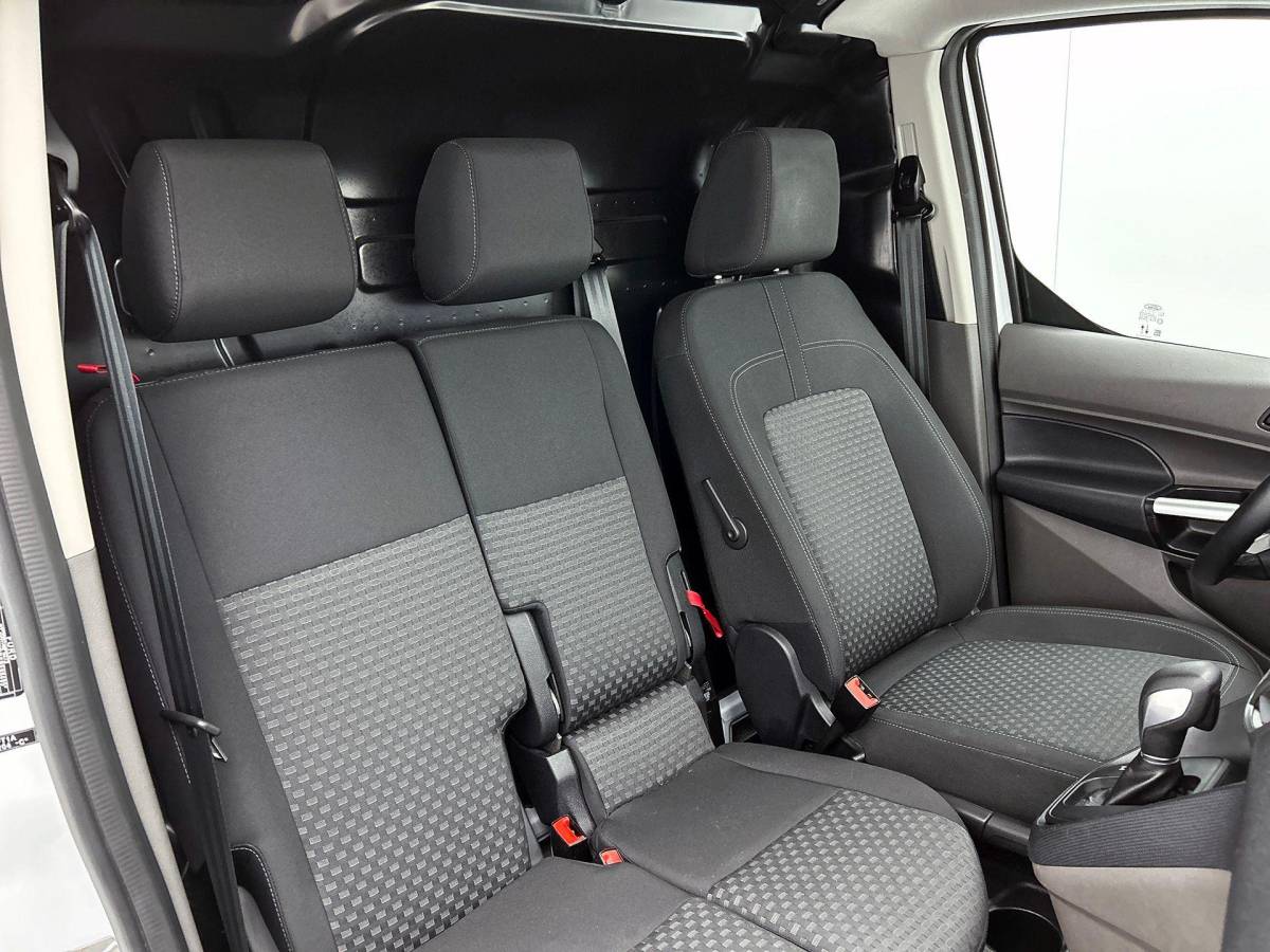 Ford Transit Connect Ford Transit Connect 1.5 EcoBlue Automaat L2 Trend Navigatie Airco Parkeersensoren Cruise Control 3Zits Camera DAB+