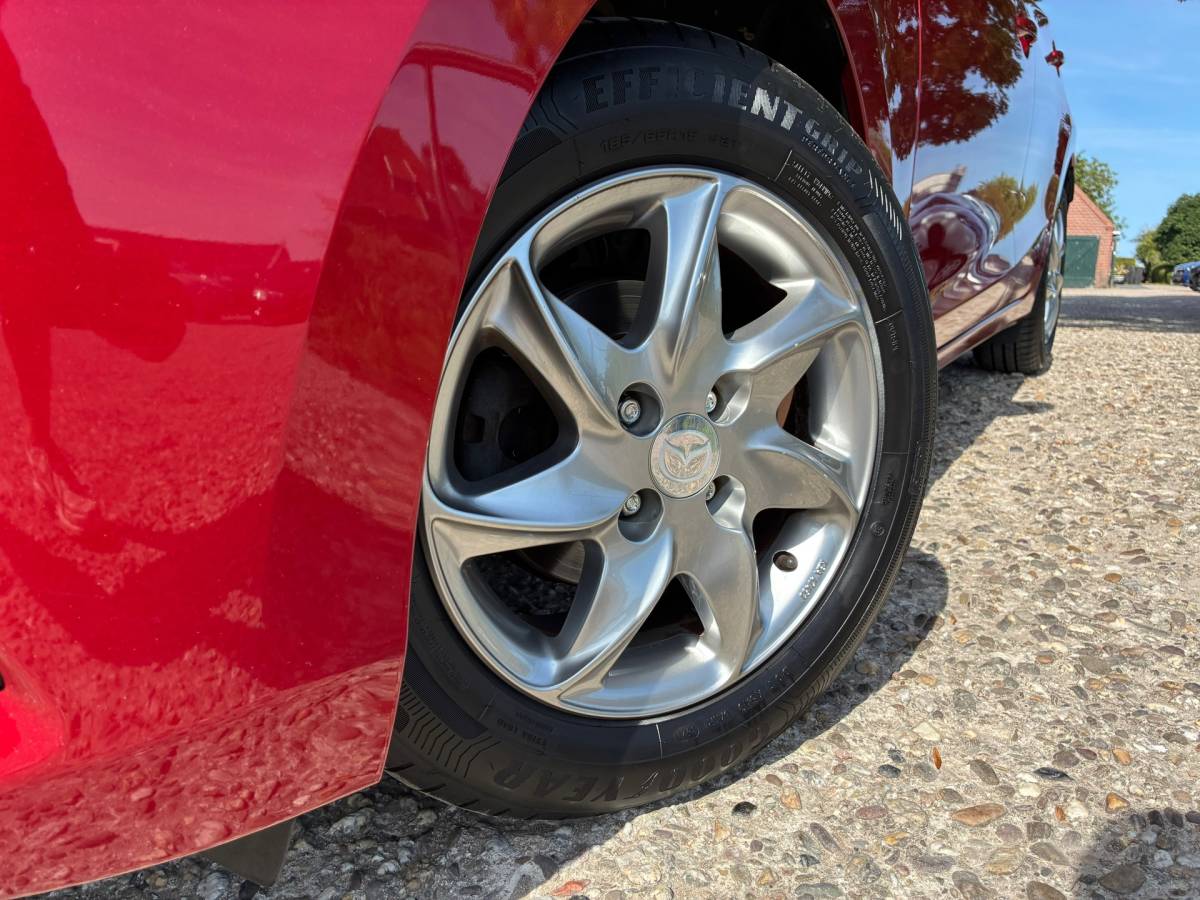 Mazda 2 Mazda 2 1.5 Skyactiv-G S | NAP | 5 deurs + Airco nu €9.975,-!!