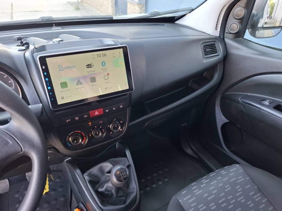 Opel Combo Opel Combo 1.6 CDTi L1H1 Sport CAMERA / EURO 6 / CARPLAY / AIRCO / TREKHAAK / MARGE AUTO !!