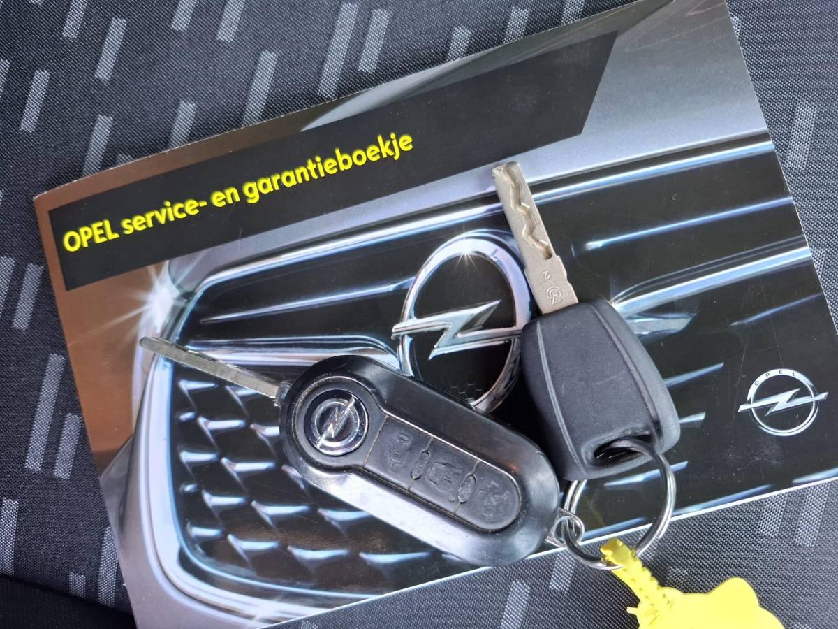 Opel Combo Opel Combo 1.6 CDTi L1H1 Sport CAMERA / EURO 6 / CARPLAY / AIRCO / TREKHAAK / MARGE AUTO !!