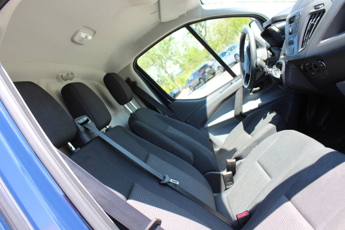 Ford Transit Custom Ford Transit Custom 270 2.0 TDCI L1H1 Economy Edition 1E EIG, AIRCO TREKHAAK NAP