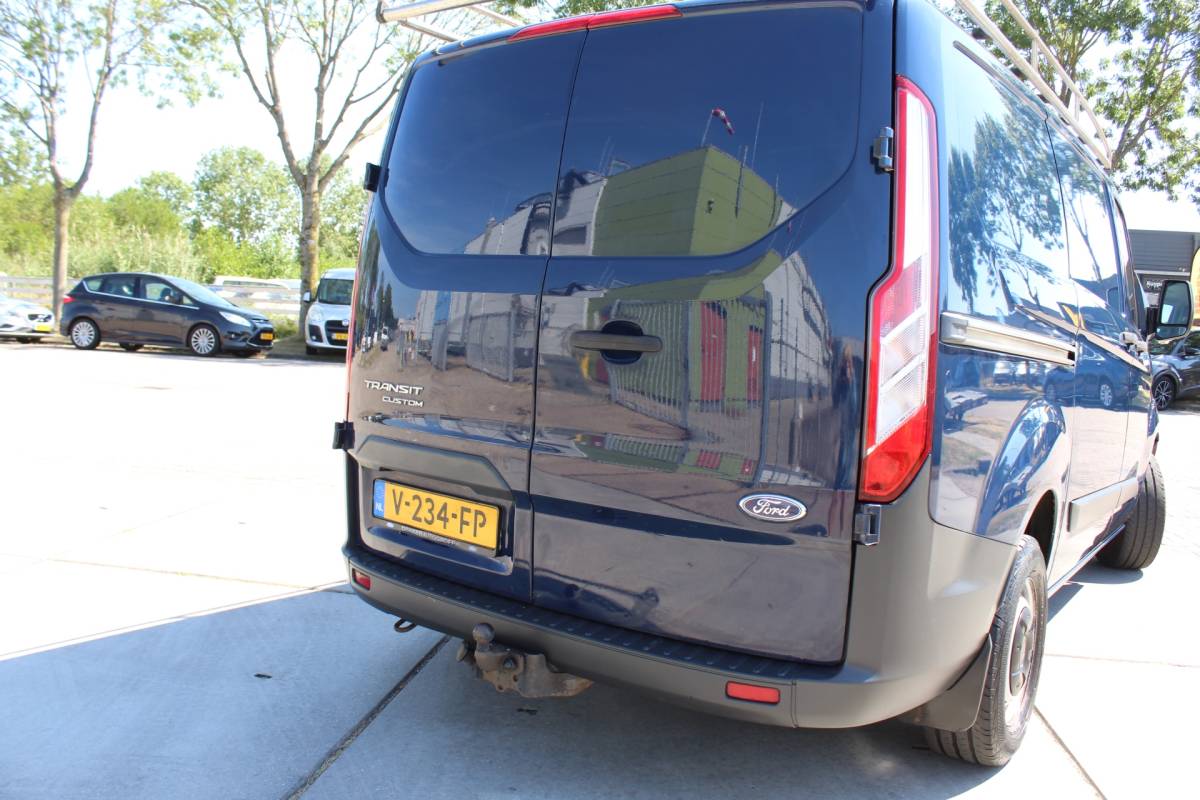 Ford Transit Custom Ford Transit Custom 270 2.0 TDCI L1H1 Economy Edition 1E EIG, AIRCO TREKHAAK NAP