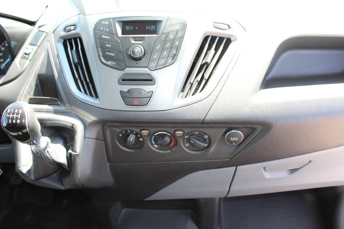 Ford Transit Custom Ford Transit Custom 270 2.0 TDCI L1H1 Economy Edition 1E EIG, AIRCO TREKHAAK NAP