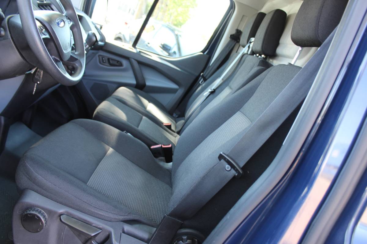 Ford Transit Custom Ford Transit Custom 270 2.0 TDCI L1H1 Economy Edition 1E EIG, AIRCO TREKHAAK NAP