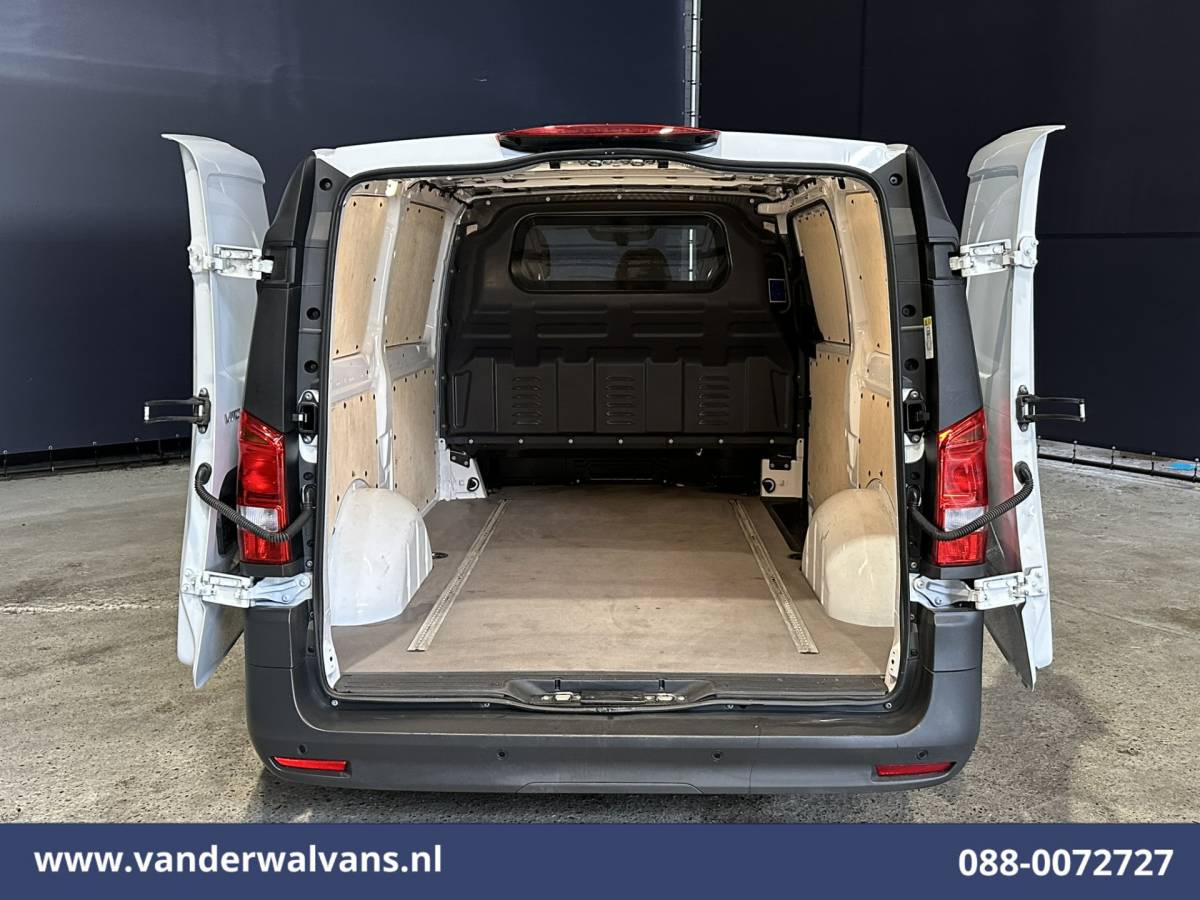 Mercedes-Benz Vito Mercedes-Benz Vito 116 CDI 164pk L2H1 2025 MODEL Euro6 Airco | Camera | Navigatie | Adaptieve Cruisecontrol Stoelverwarming, Parkeersensoren, Bijrijdersbank