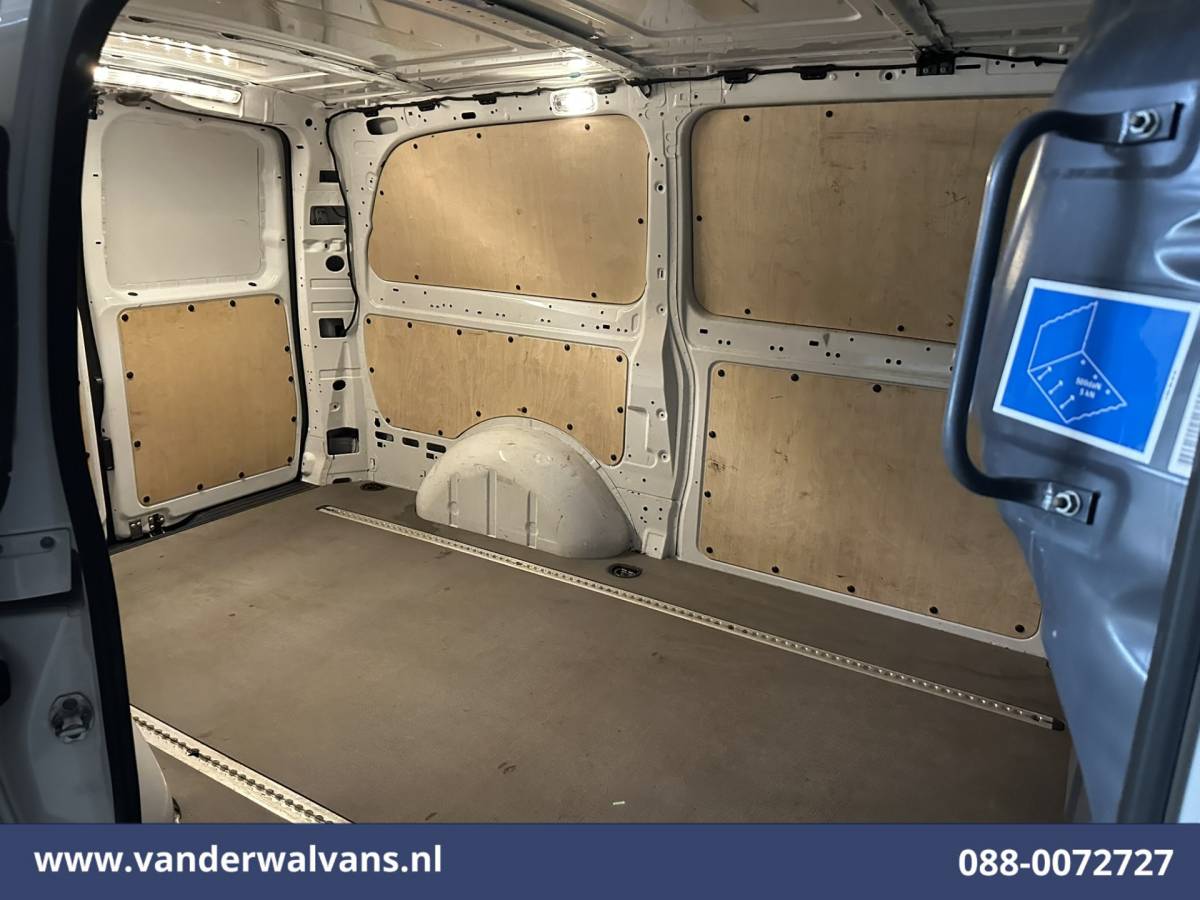 Mercedes-Benz Vito Mercedes-Benz Vito 116 CDI 164pk L2H1 2025 MODEL Euro6 Airco | Camera | Navigatie | Adaptieve Cruisecontrol Stoelverwarming, Parkeersensoren, Bijrijdersbank